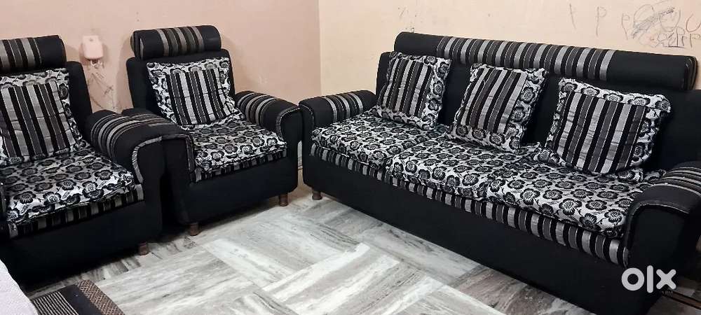 Premium Sofa in Less Rate