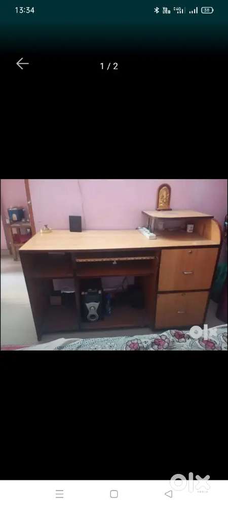Computer table for sale