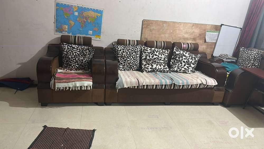 5 seater sofa