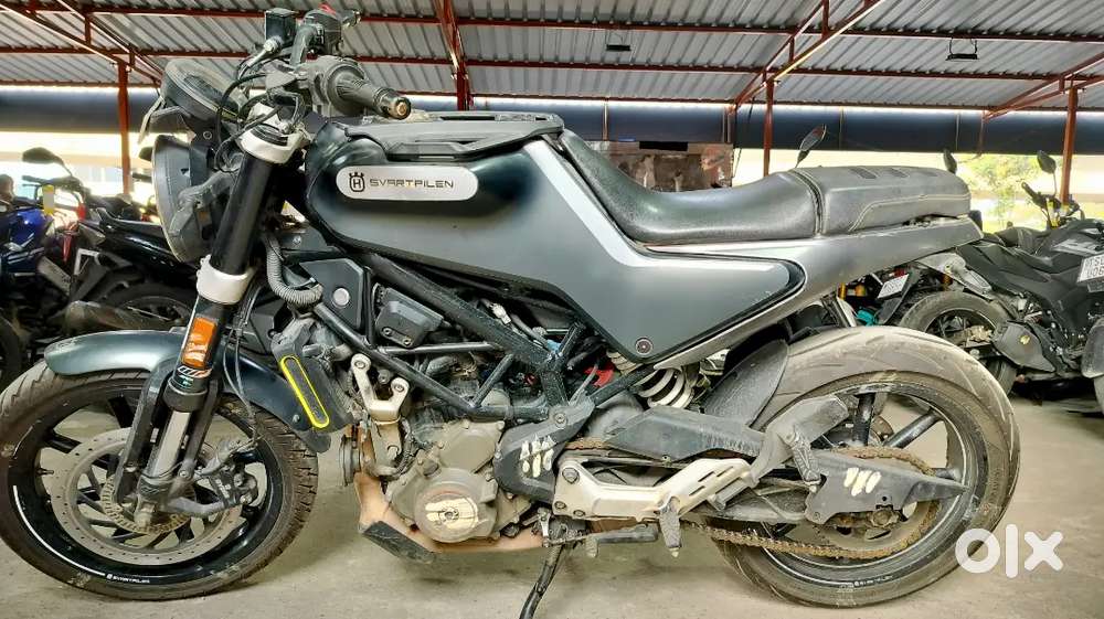 Husqvarna svartpilen year 2020