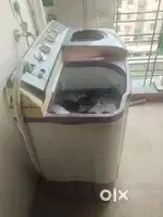 LG semi automatic washing machine with 8 kg capacity