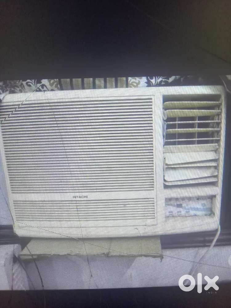 Apna purana ac/ beche