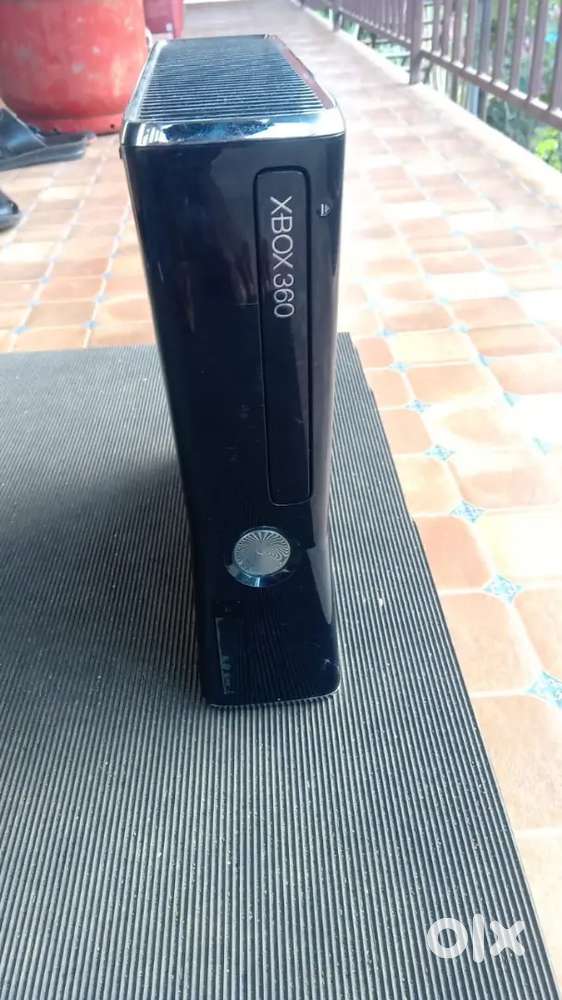 Xbox 360 slim