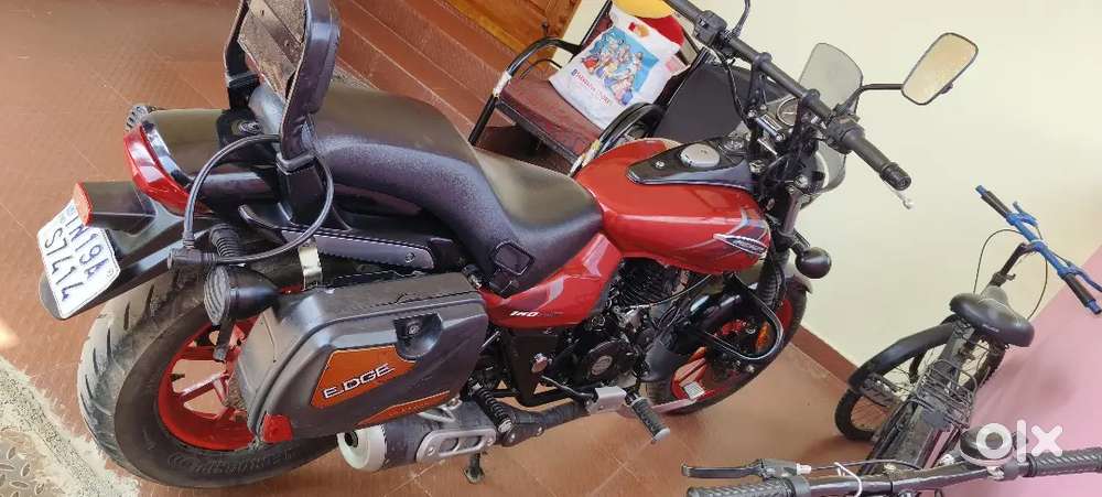Good condition and good looking Avenger modified bikes