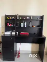 Table/Drawer