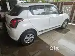 Maruti Suzuki Swift AMT VXI, 2020, Petrol