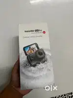 INSTA360 Ace Pro Never Used With bill box and all seal pack accessory
