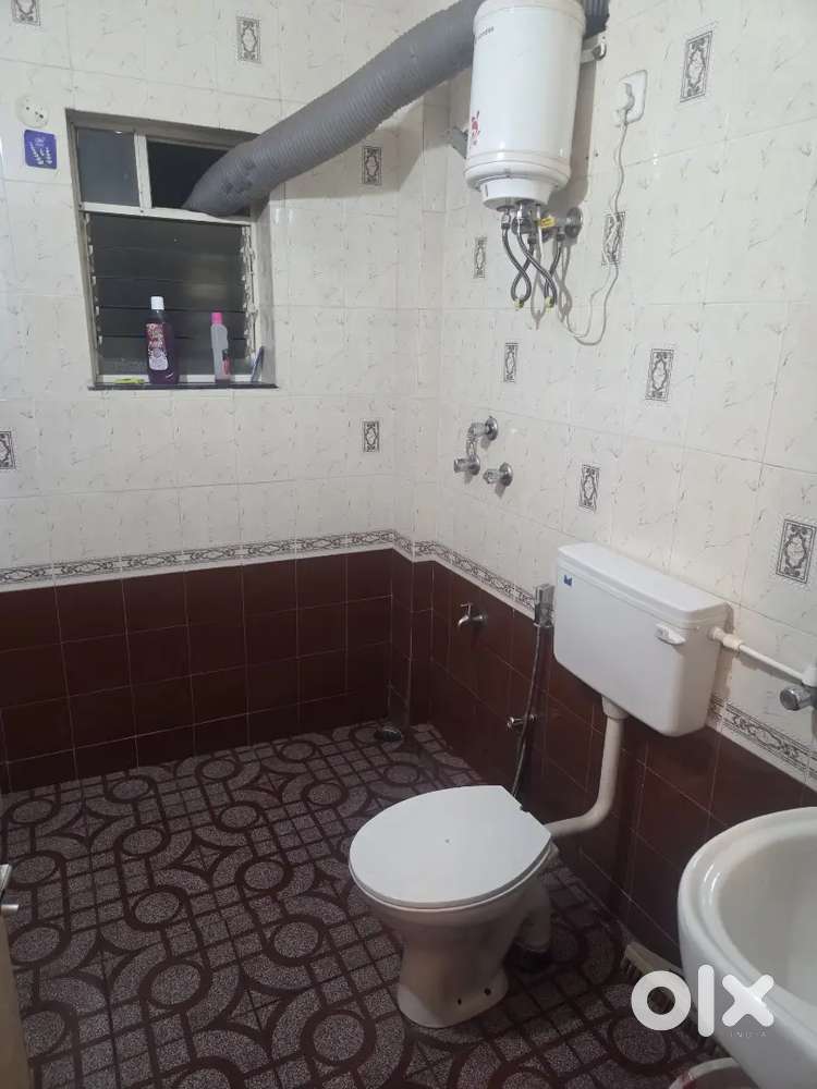 Female pg is required for 3bhk flat .