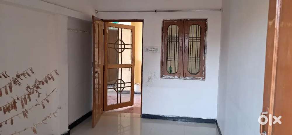 2 BHK available in new para colony Near city convent school
