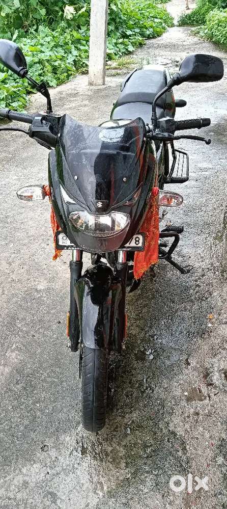 Good condition, no any scretch. Single handed