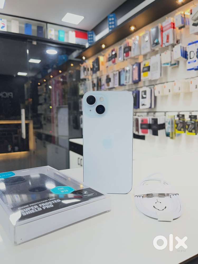 iPhone 15  5G _  128 GB