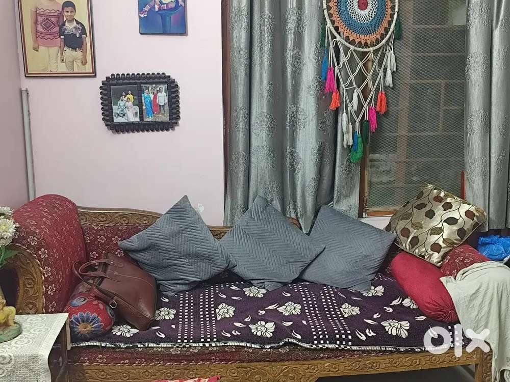 Diwan set for drawing room
