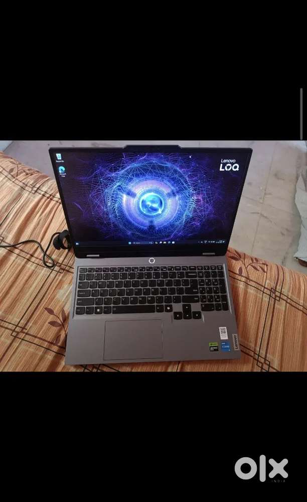 Gaming laptop selling