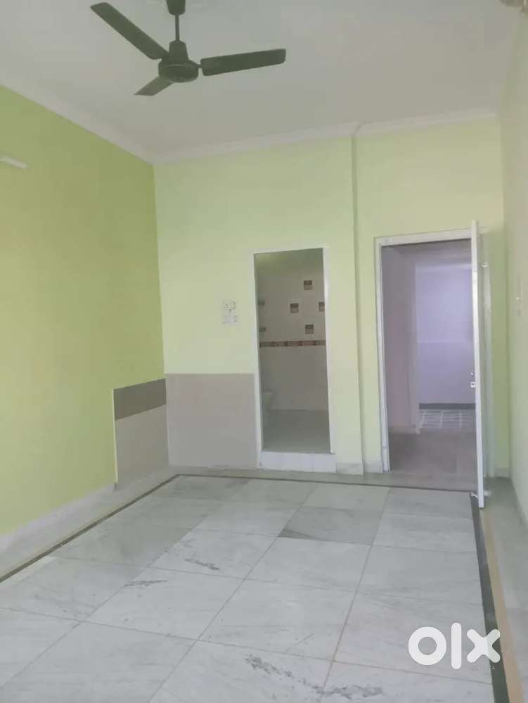 3bhk north east corner duplex house for rent in palace orchard colony