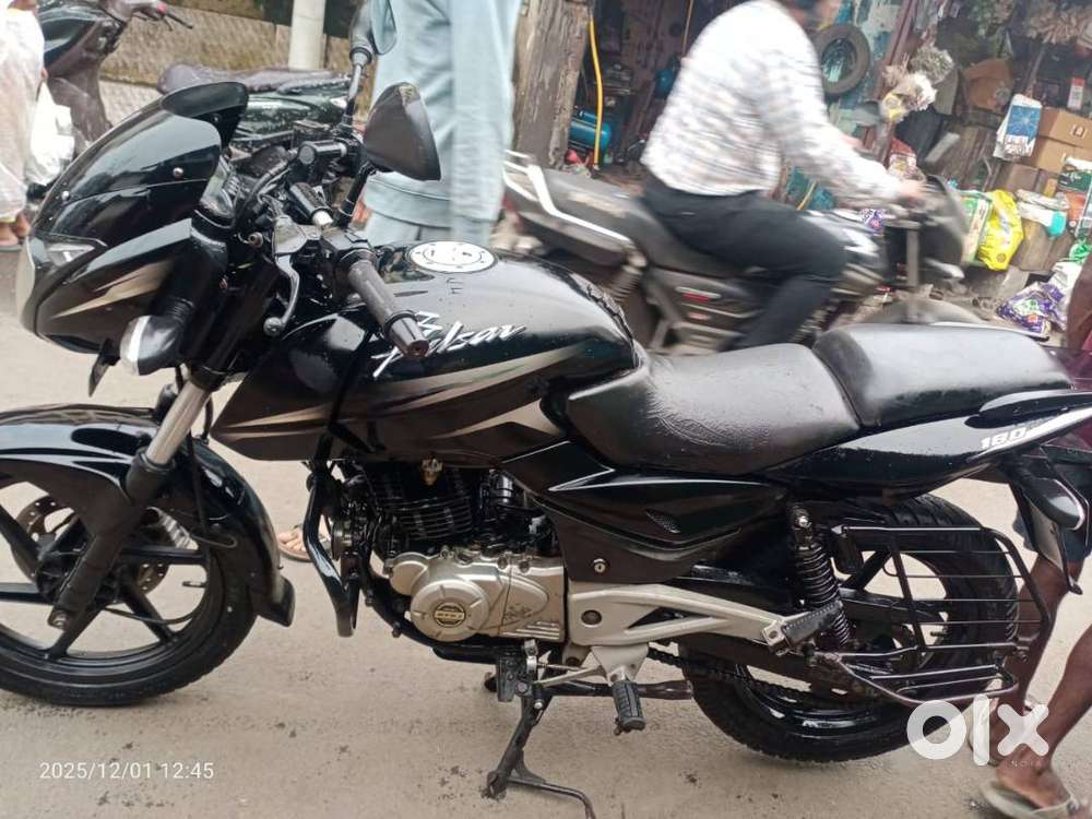Bajaj Pulsar 180 of 9 years old