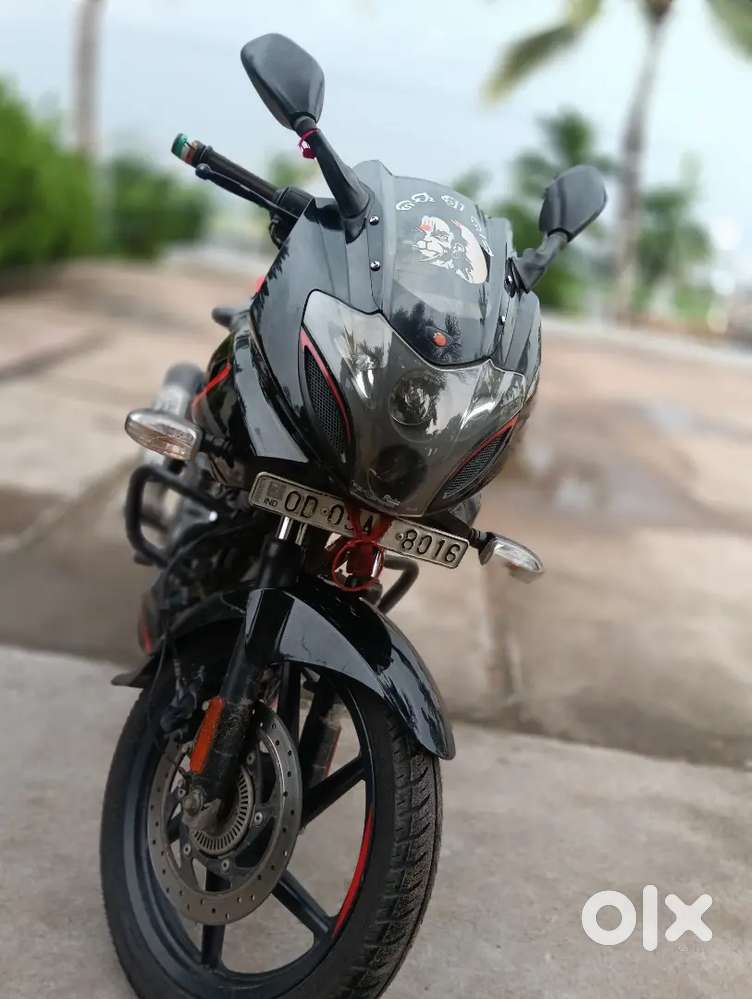 Pulsar 180F new condition