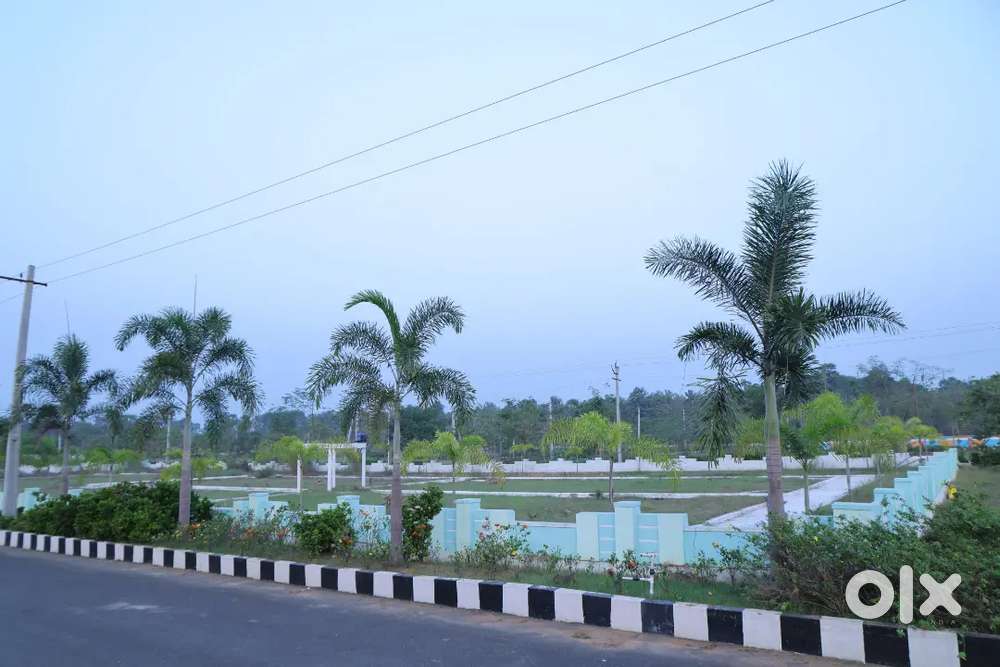 RESIDENTIAL LAND FOR SALE.