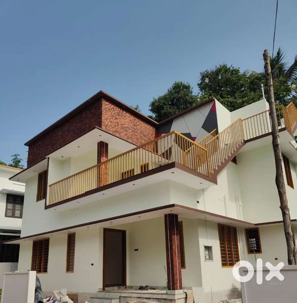 New house for sale kazhakoottam Chekottukonam