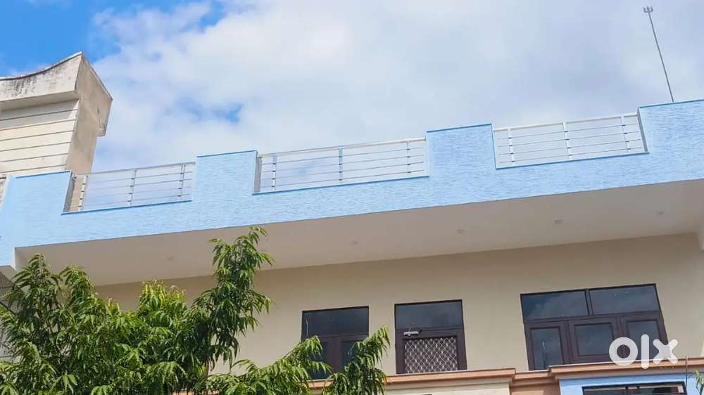 7 Room Avaliable For Rent