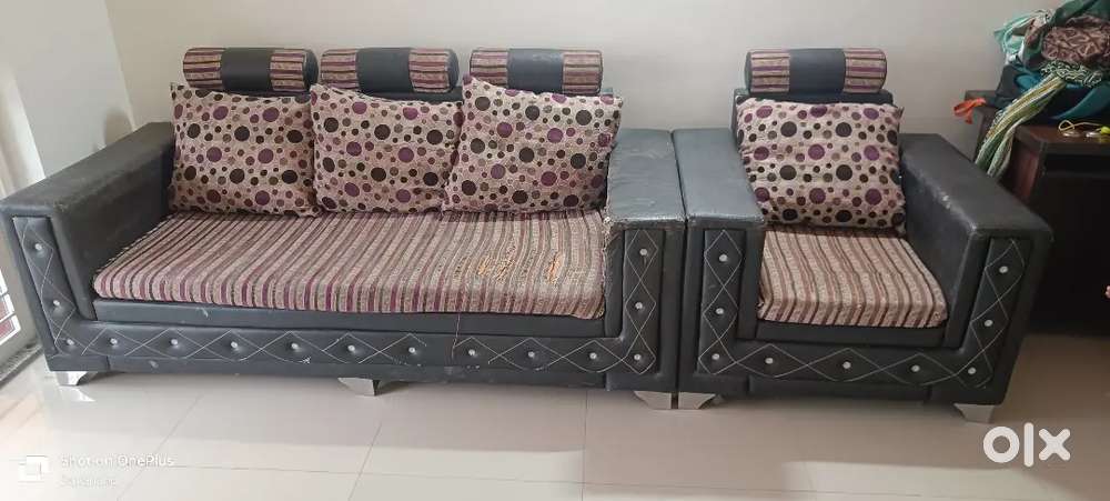 Sofa with 2 chair