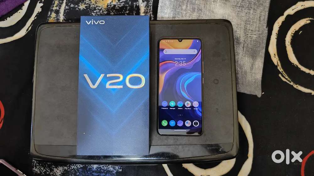 Vivo V20 4G with bill box complete