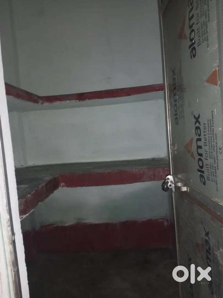 24/7 hot and cold drinking water available free free