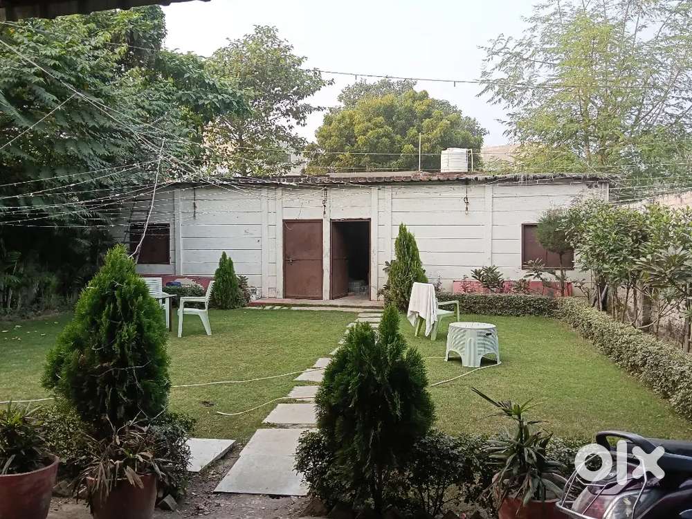 For Rent Office Resturant Party lawn