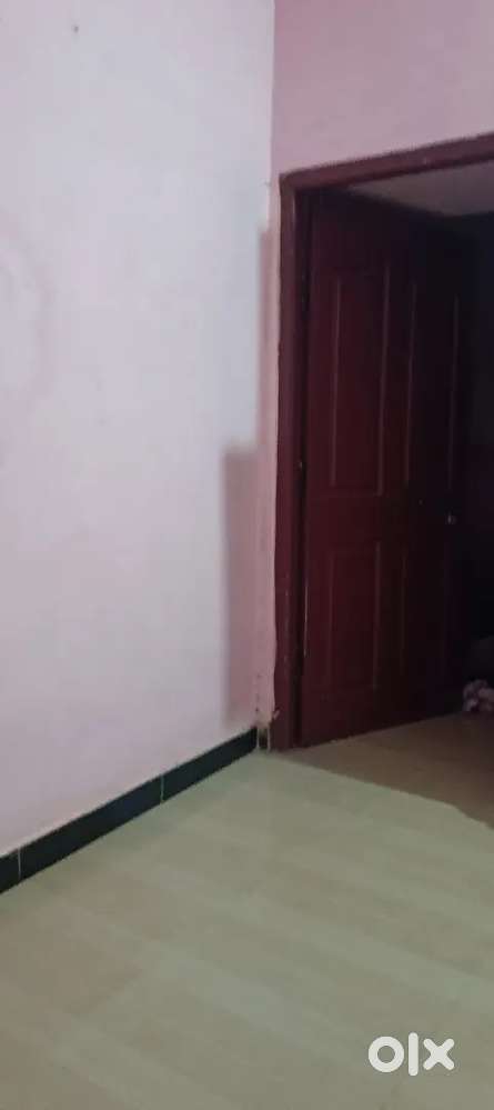 Girls Room sharing towards singanallur