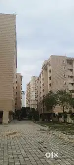 Full furnished 3bhk available near Royal global University.rent 35000