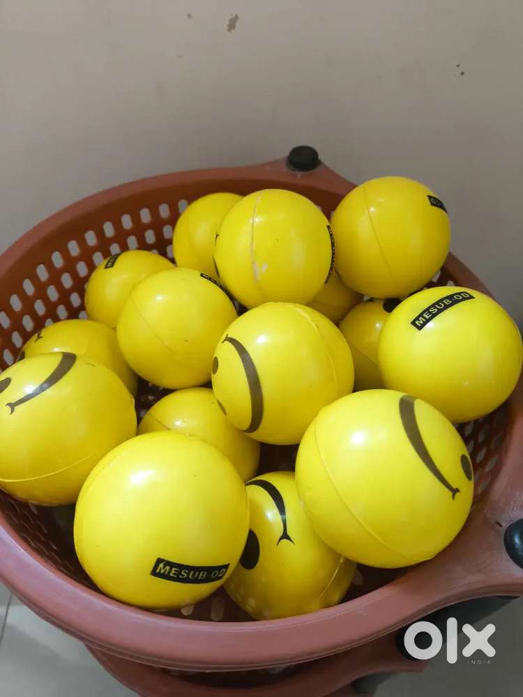 Pack of Smily Sponge Balls