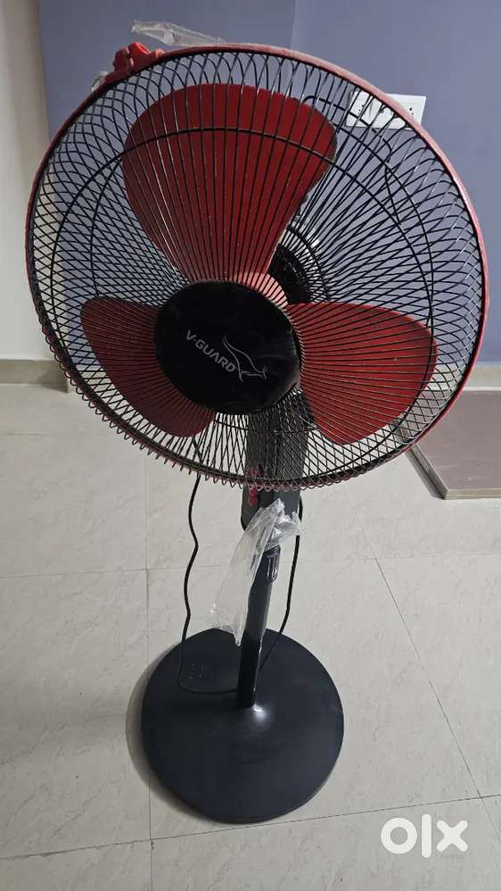 V-Guard Pedestal Floor Fan - 1 month used
