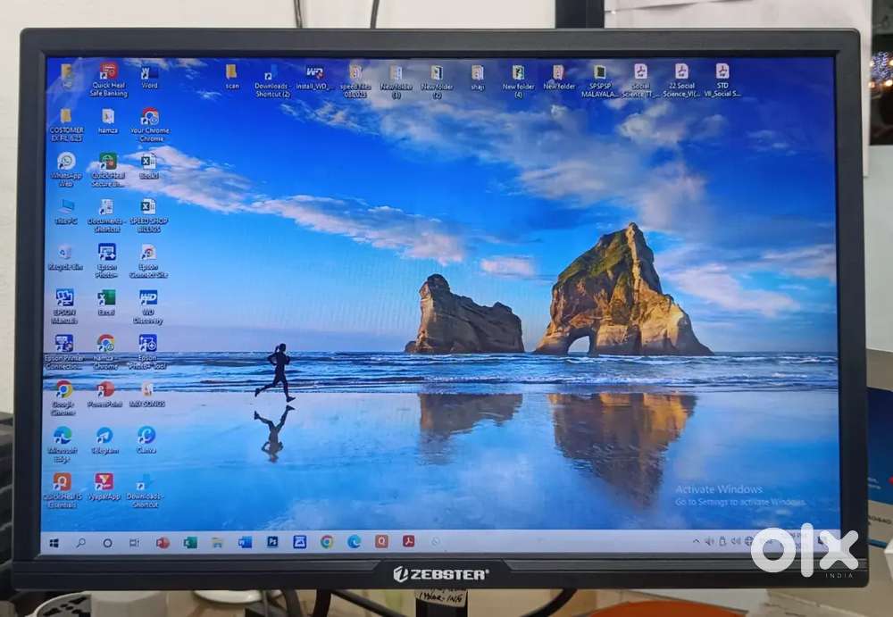 Computer for sale 4 month old