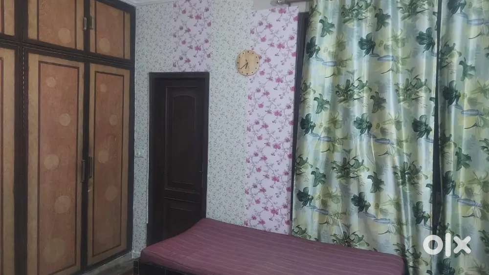 WITHOUT BROKERAGE GIRLS PG 1/2/3 SHARING NR METRO