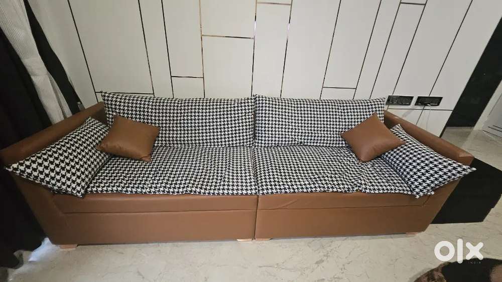 4 seater sofa