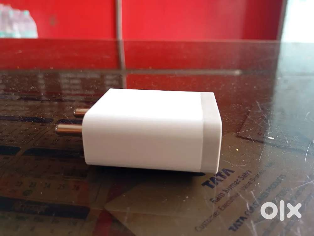 Branded Fast Charger – Excellent Condition, Hardly Used