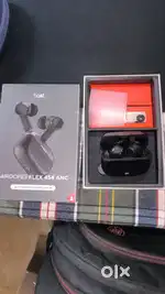 Boat airdopes 454 anc with box and accessories