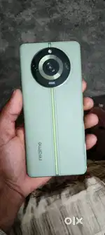 Realme 11 pro plus 5g 24+256gb glasse break hai or koi kami nahi hai