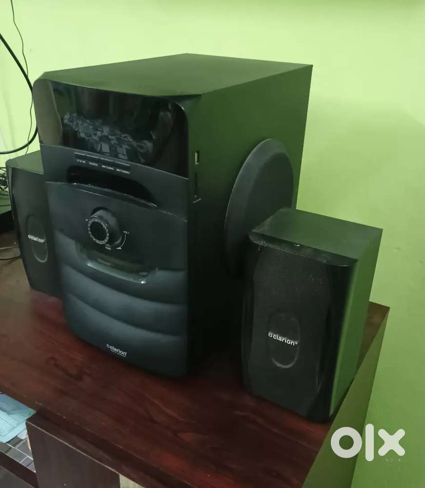 Clarion audio system