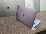 Apple Macbook Pro i7/16/512gb/5.5gb Graphics 15inch Retina Touchbar
