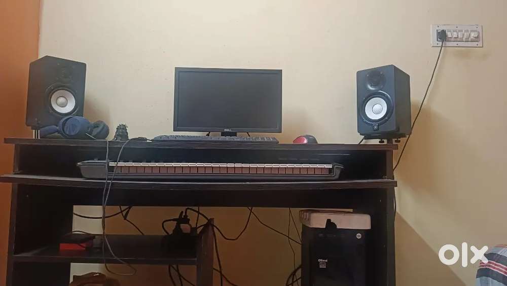 Gaming pc with table for sale