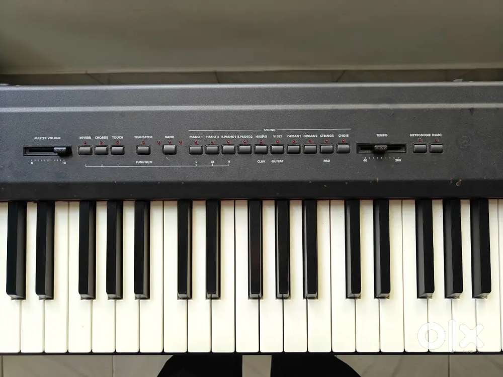 Korg SP 200 Digital Piano