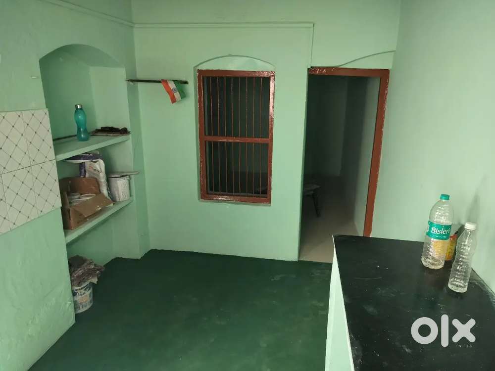 GIRL ROOM CLOCK TOWER/ GANDHI PARK/ RAJPUR ROAD/ CHAKRATA ROAD