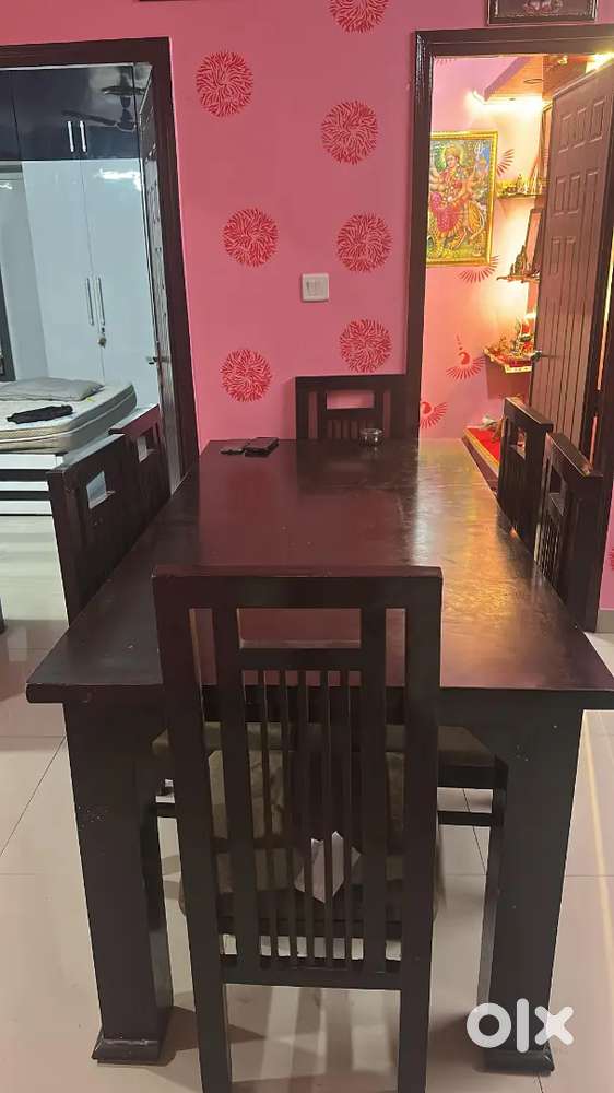 Dinning table without chair for sale