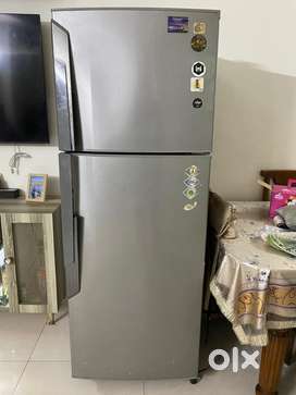 Very good condition, non scratch, quick cooling Refrigerator
