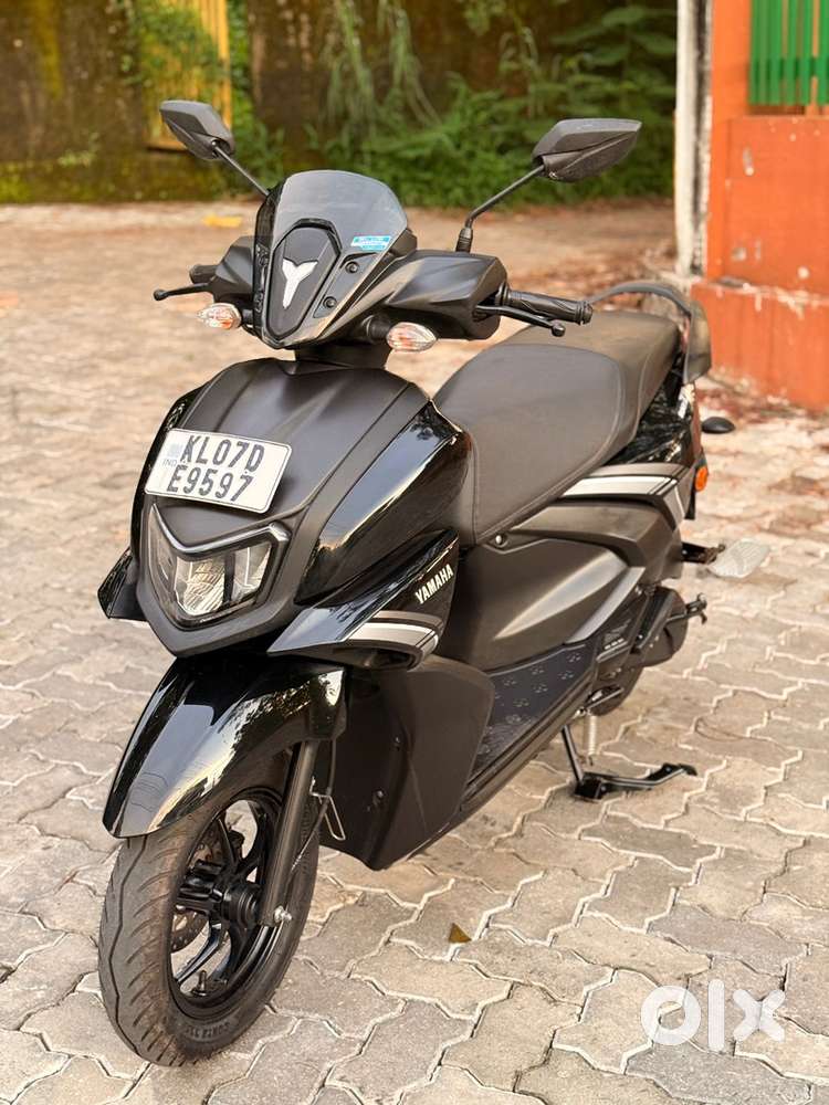 2024 NOV YAMAHA RAYZR 125 HYBRID.