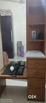 Dressing table