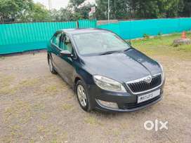 Skoda Rapid 2013-2016 1.5 TDI AT Ambition With Alloy Wheel, 2016, Di..