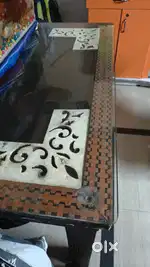 Dining tabale with 4 chair