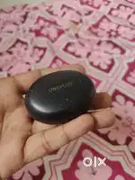 OnePlus Nord Buds 3 Pro charging case 1100Rs