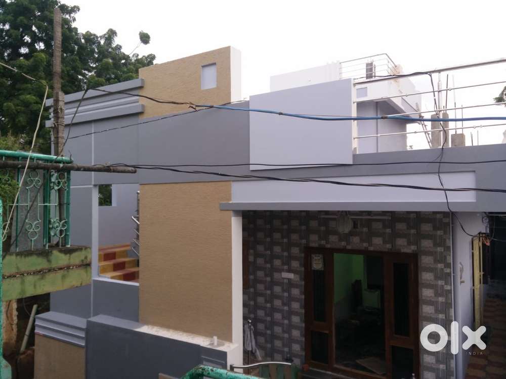 2BHK in ANGADIVEEDHI, Besides RLY QUARTERS